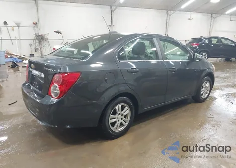 2015 Chevrolet Sonic Lt Auto z USA, uszkodzony, nr VIN 1G1JC5SH3F4156247